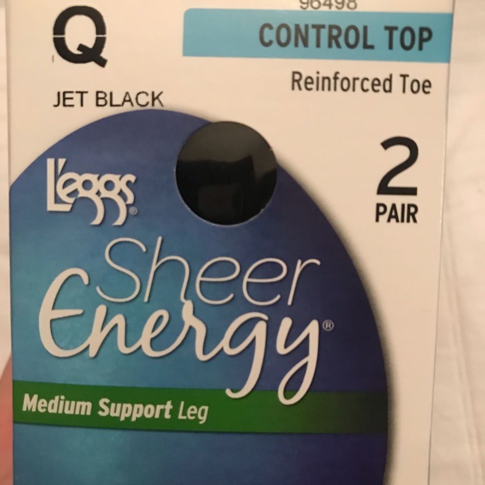 NWT LEGGS sheer energy Medium pantyhose
